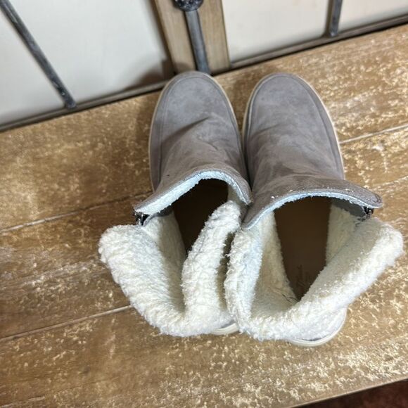 Boots, like new condition 6.5 women - Picture 4 of 6